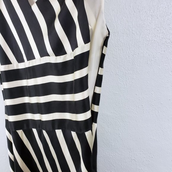 Tommy Hilfiger Size 4 Silk Cream Black Sleeveless V Neck Knee Length Dress - Picture 6 of 12